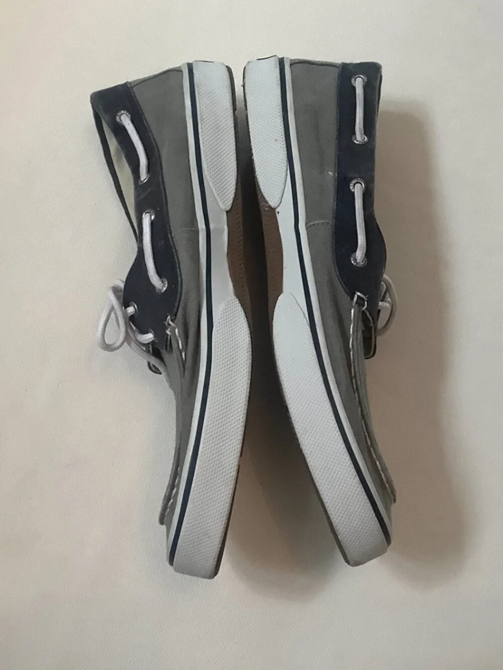 Mens Sneakers Slip On Memory Foam Sz 13M Sperry Gray / White